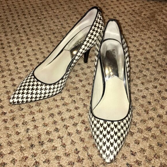 Michael Kors houndstooth calf hair heels - Picture 1 of 5
